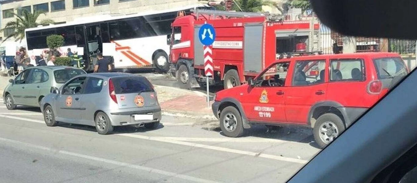Τροχαίο με λεωφορείο των ΚΤΕΛ στη Θεσσαλονίκη - 12 τραυματίες (φώτο-βίντεο)